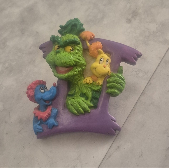 Accessories - Dr Seuss Character Brooch Pin 1998 Periwinkles Midwest Cannon Falls